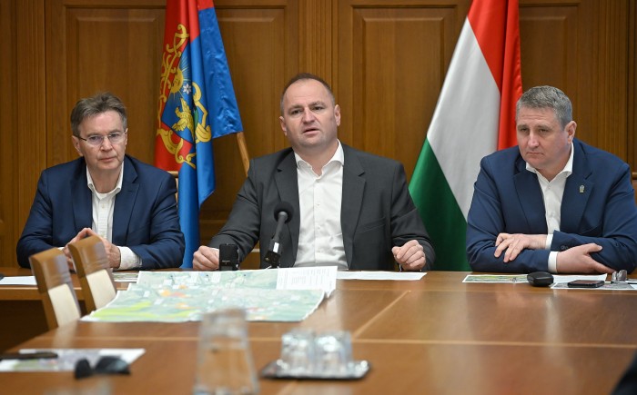 egri elkerülő út sajtótájékoztató pajtók gábor pántya józsef vágner ákos