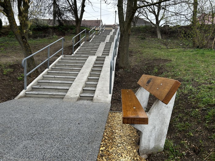 eger tátra és koszorú utca lépcső