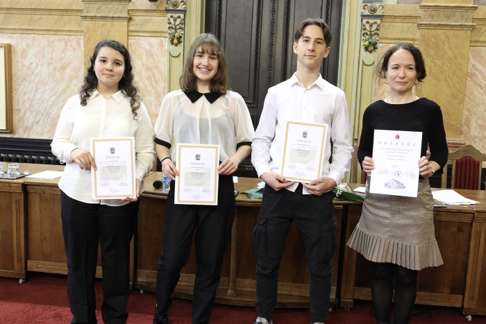 A 2.helyezett csapat_Eszterházy Károly Katolikus Egyetem Gyakorlóiskola
