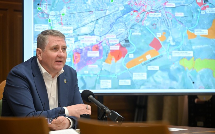 vágner ákos polgármester egri elkerülő sajtótájékoztató