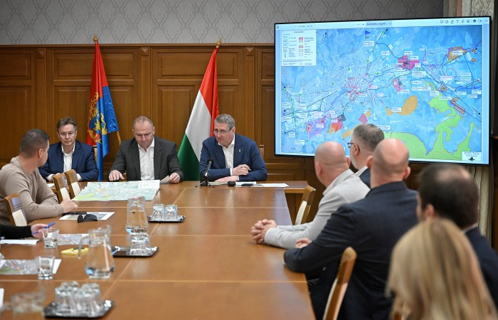 eger elkerülő út sajtótájékoztató pántya józsef pajtók gábor vágner ákos