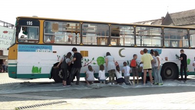 Mobilitási Hét: Buszfestésre várták a diákokat