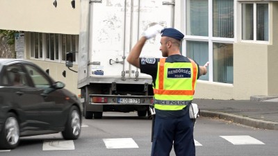 Rendőrök irányították a forgalmat