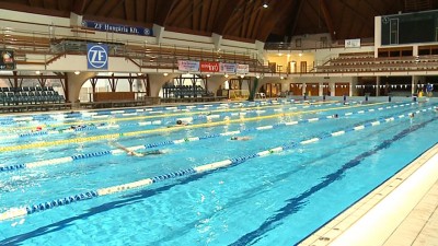 Egri úszó válogatottak Dunaújvárosban