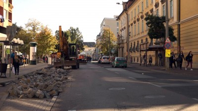 Elkezdődött a Barkóczy út felújítása