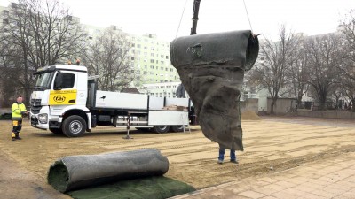 Készül a műfüves pálya a Tinódiban