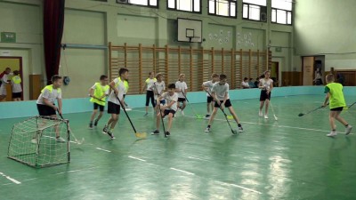 24 órás floorball – Mozgásba lendült a Tinódi