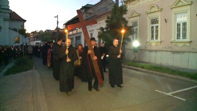 Keresztúttal emlékeztek Jézus szenvedéstörténetére