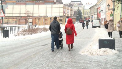 Emelkedik a minimálbér és a gyed összege