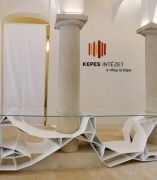 Kepes Intézet előtér